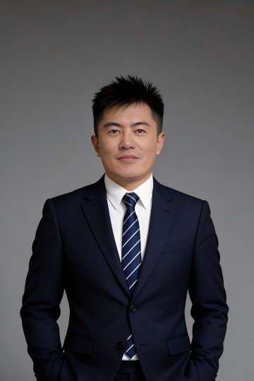 杨仲磊照片